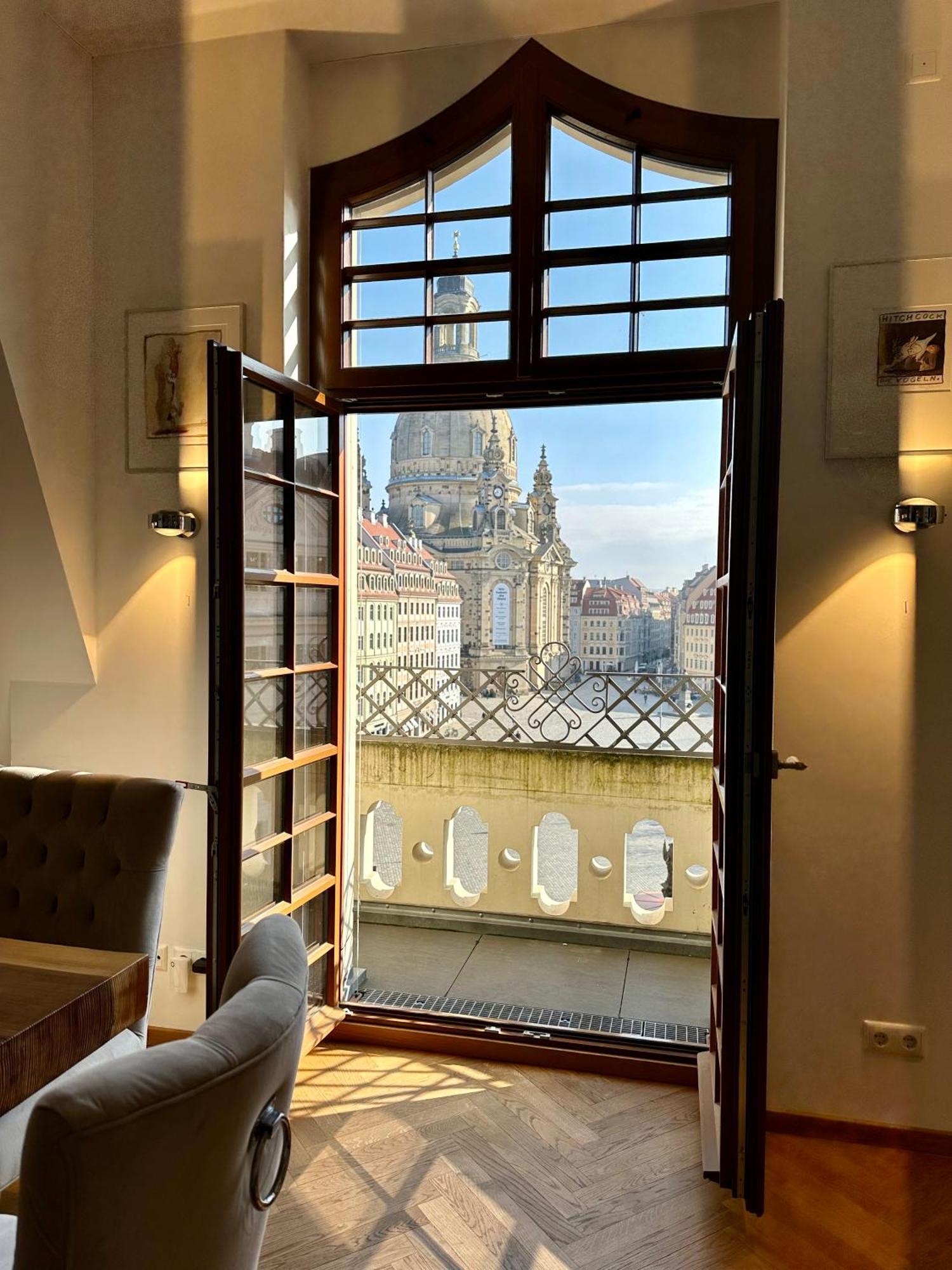 Luxus Suite Mit Einmaligem Blick Auf Die Frauenkirche Drezda Kültér fotó